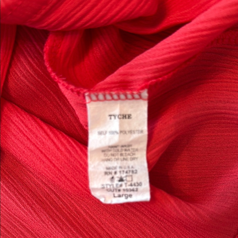 Women's Red V-Neck Top - Picture 5 of 6